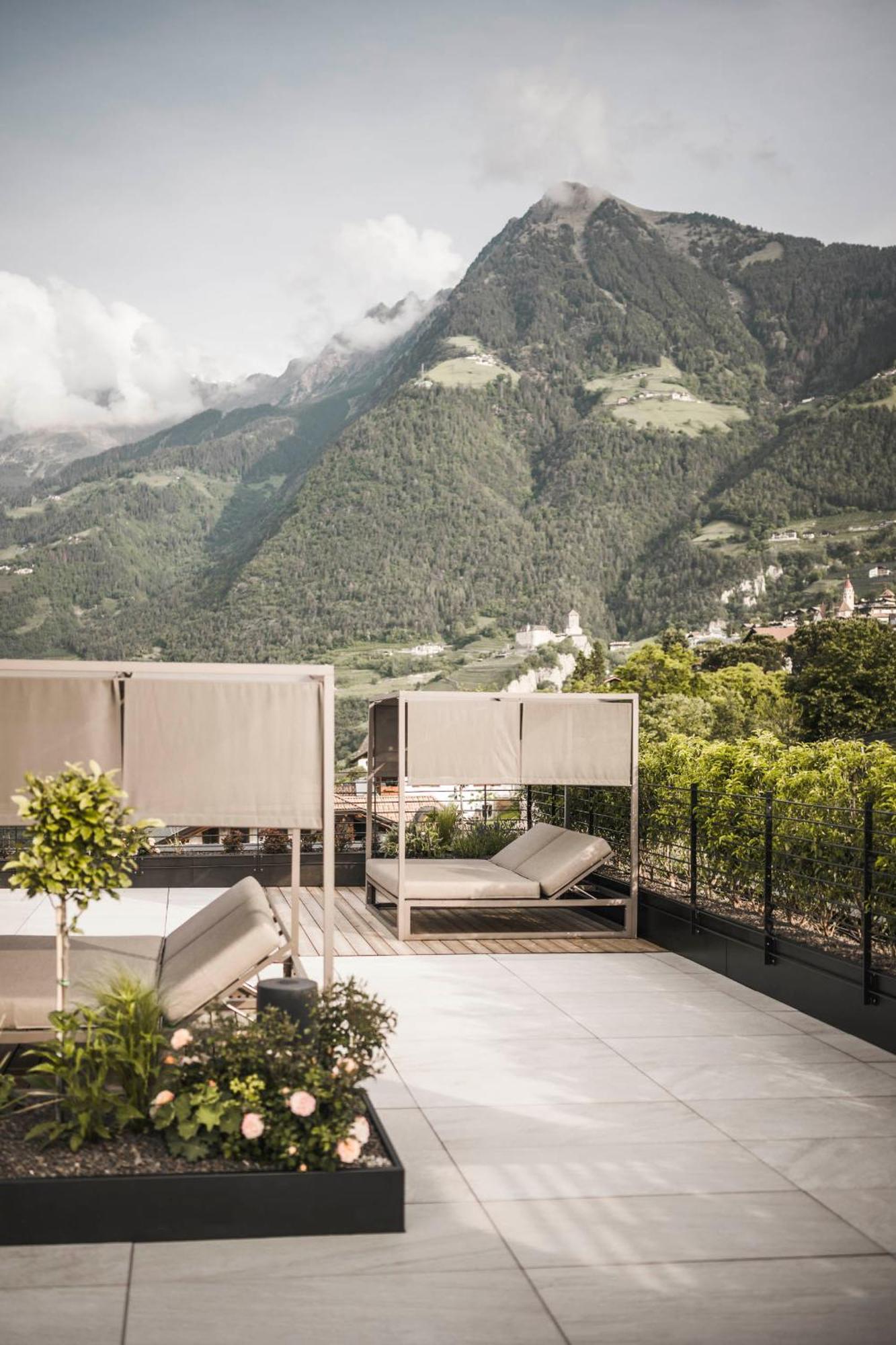 Garni Hotel Somvi Tirolo Exteriör bild